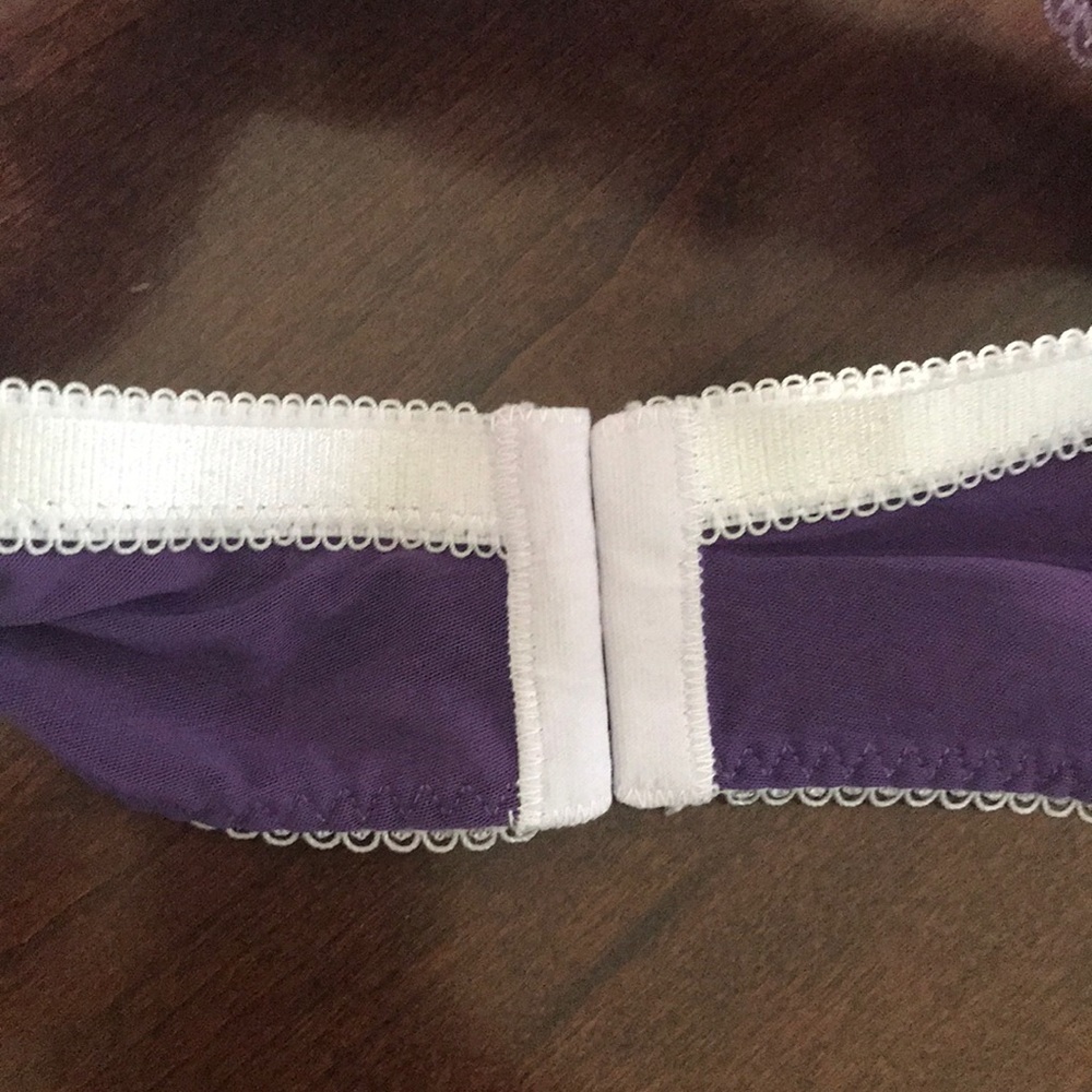 Women’s Bra - Picture 4 of 8